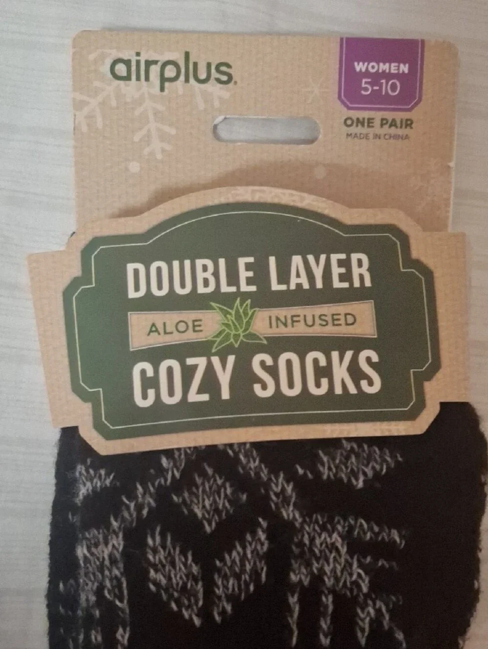 Airplus Women's Black & White Double-Layer Cozy Socks